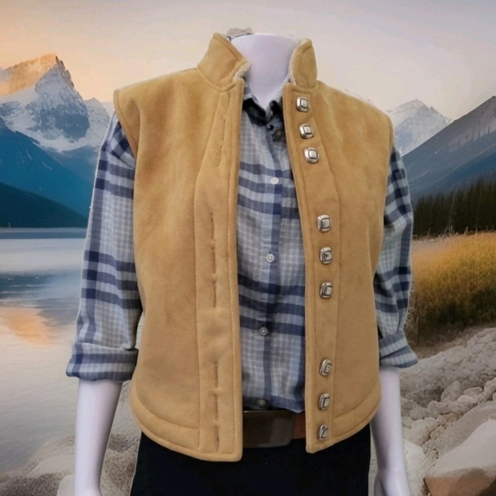 County Clothing Cheyenne Collection Vest Western Faux Suede/Sherpa Women's S